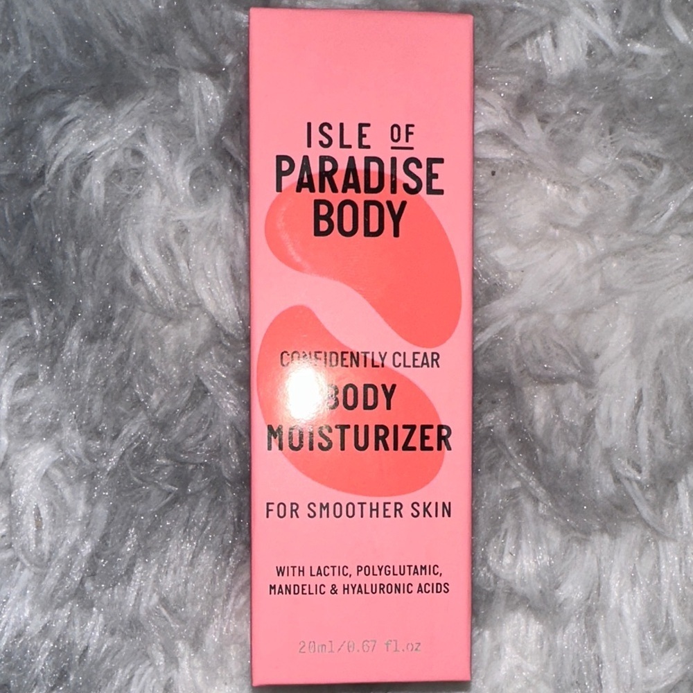 Isle of Paradise Body Moisturizer Confidently Clear NEW